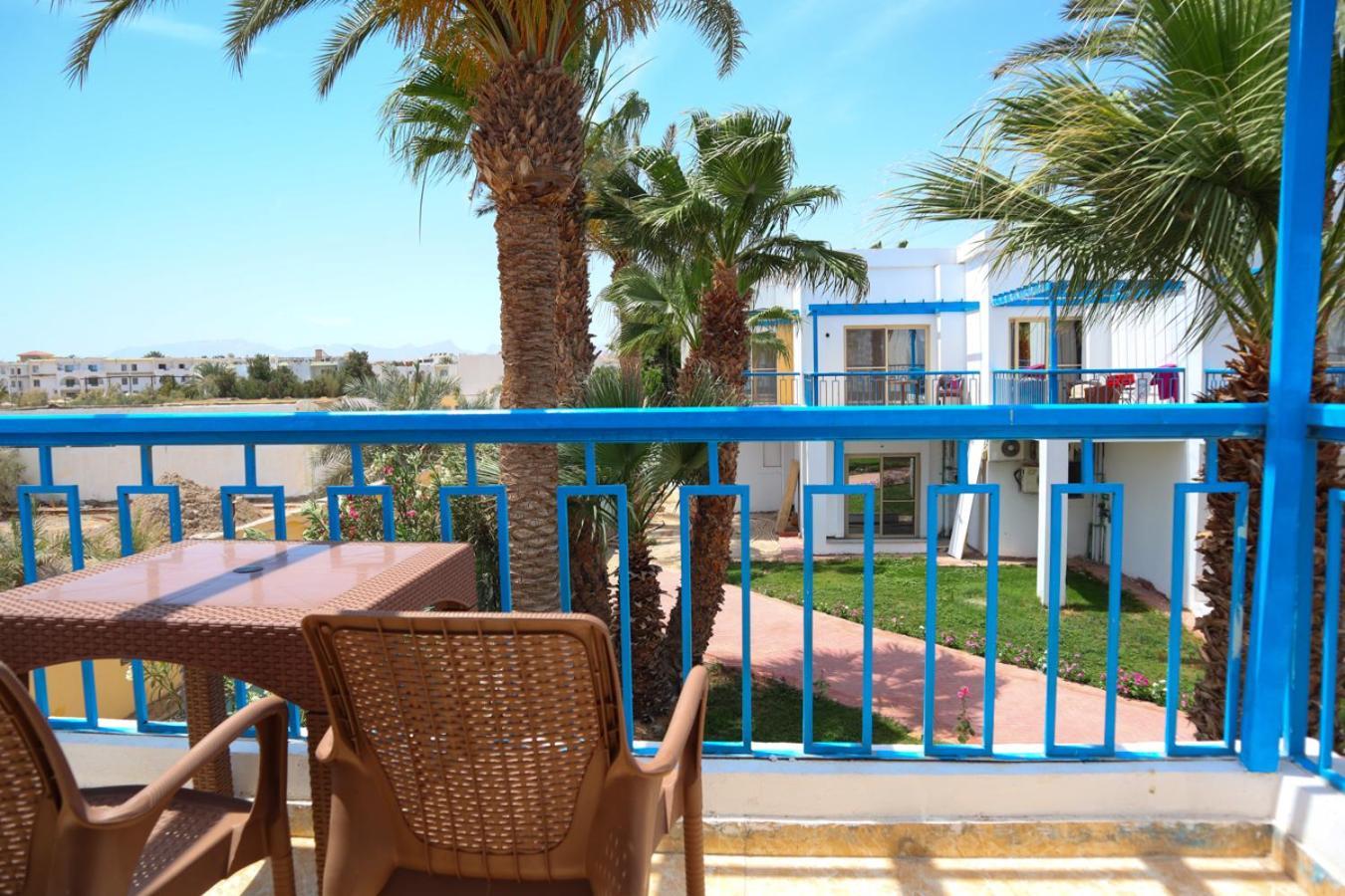 Hostgool Seaside Mirage Bay & Aqua Park Complex