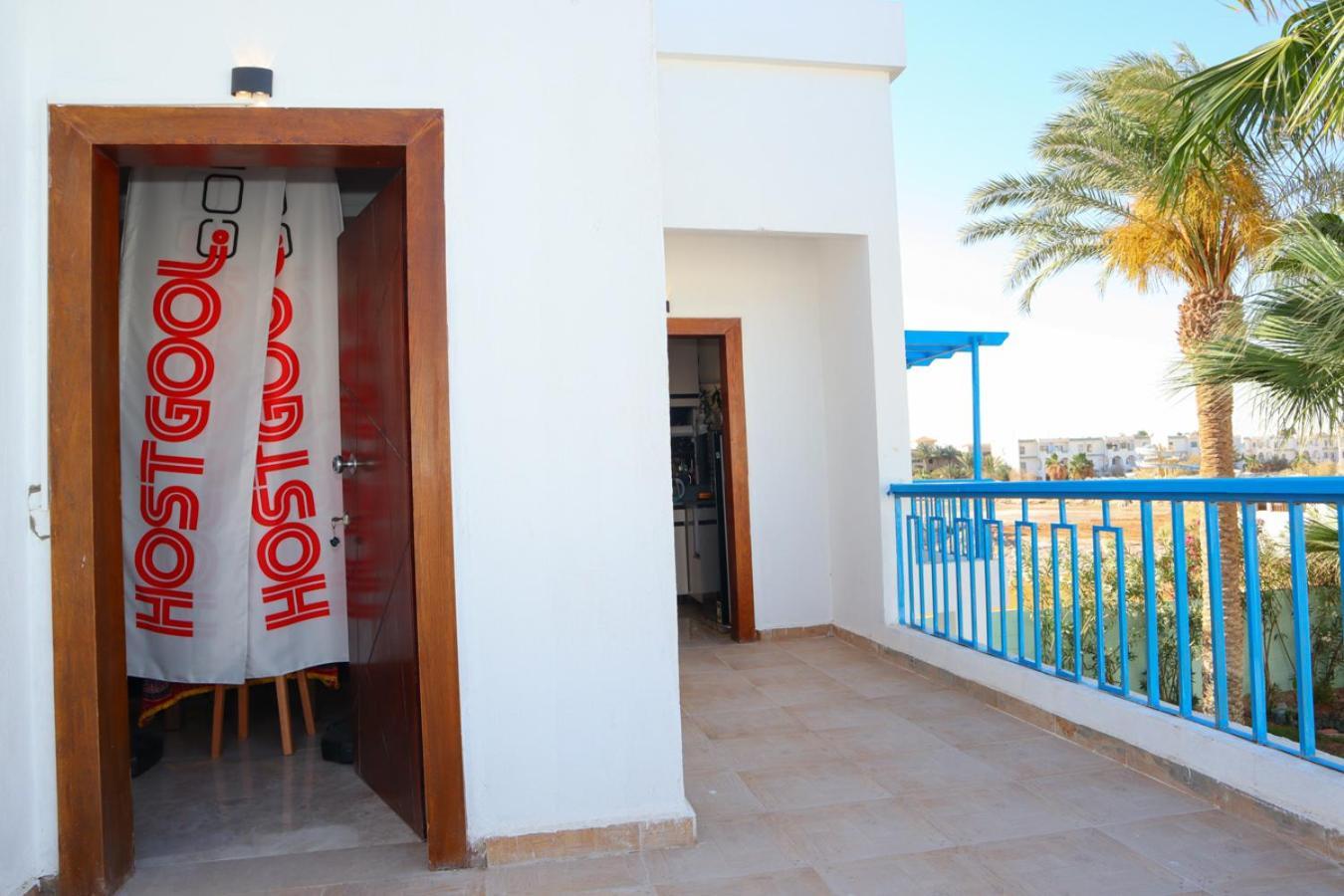 Hostgool Seaside Mirage Bay & Aqua Park Complex